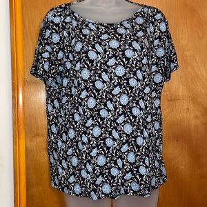 Floral print short sleeve top